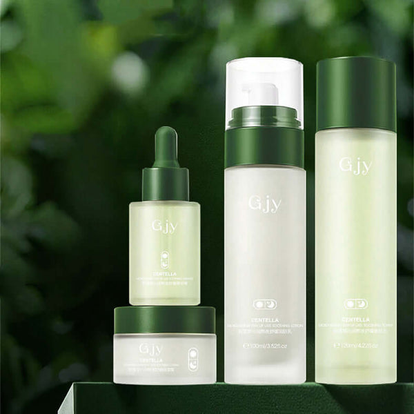 Centella Asiatica Hydrating Skin Care Set including serum, moisturizer, and toner for all skin types.